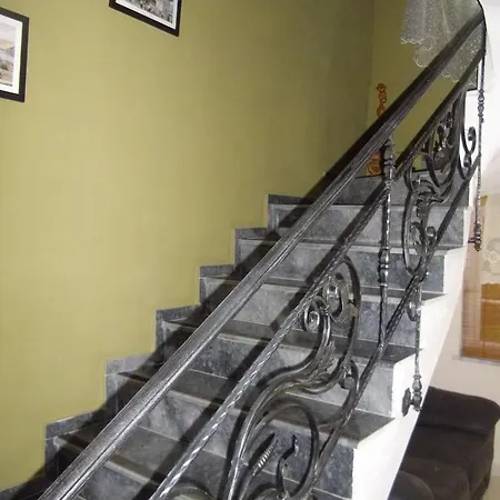 Misafir Evi 